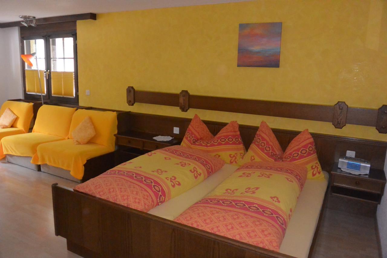 Hotel Baergsunnu Saas-Grund Ngoại thất bức ảnh