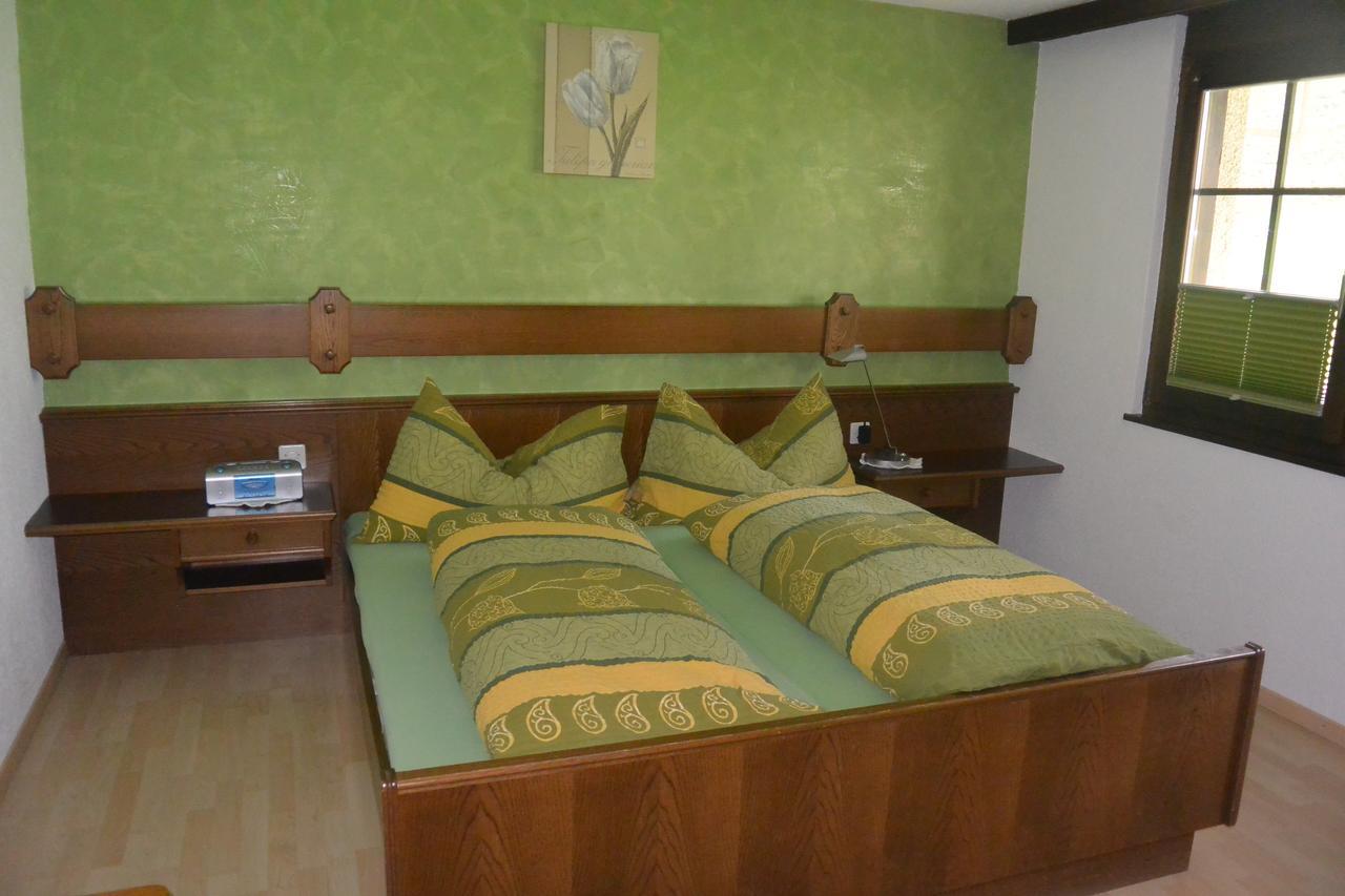 Hotel Baergsunnu Saas-Grund Ngoại thất bức ảnh