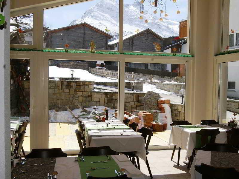 Hotel Baergsunnu Saas-Grund Ngoại thất bức ảnh
